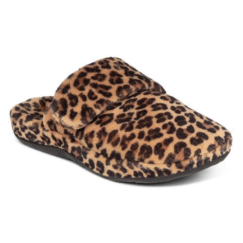 Aetrex Mandy: Women's Slipper Leopard Right Side Front View